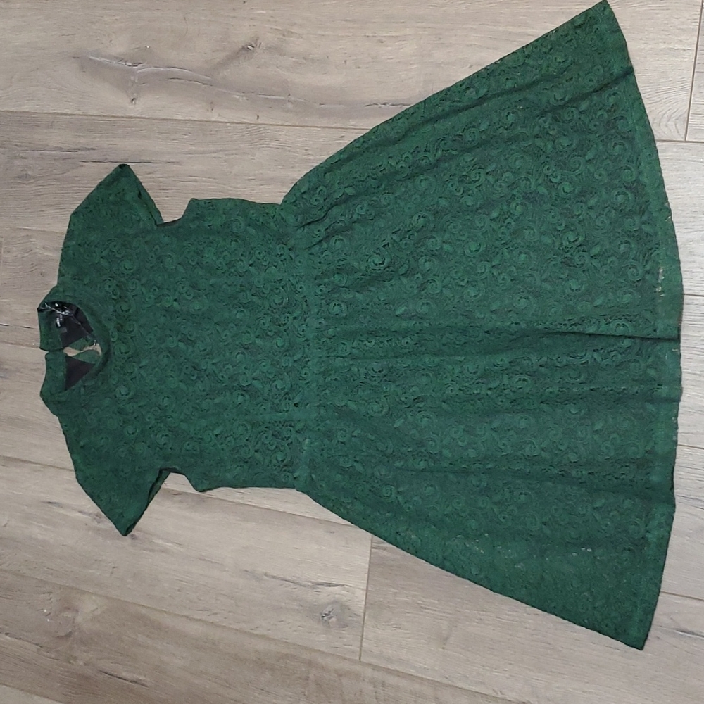 Romeo & Juliet Lace Evergreen Dress - NWT